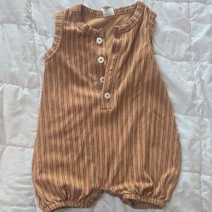 Kate Quinn Organic Cotton Romper in Tan and Red